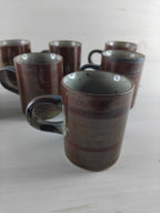 Tasses et sous-tasses en grès vernissé