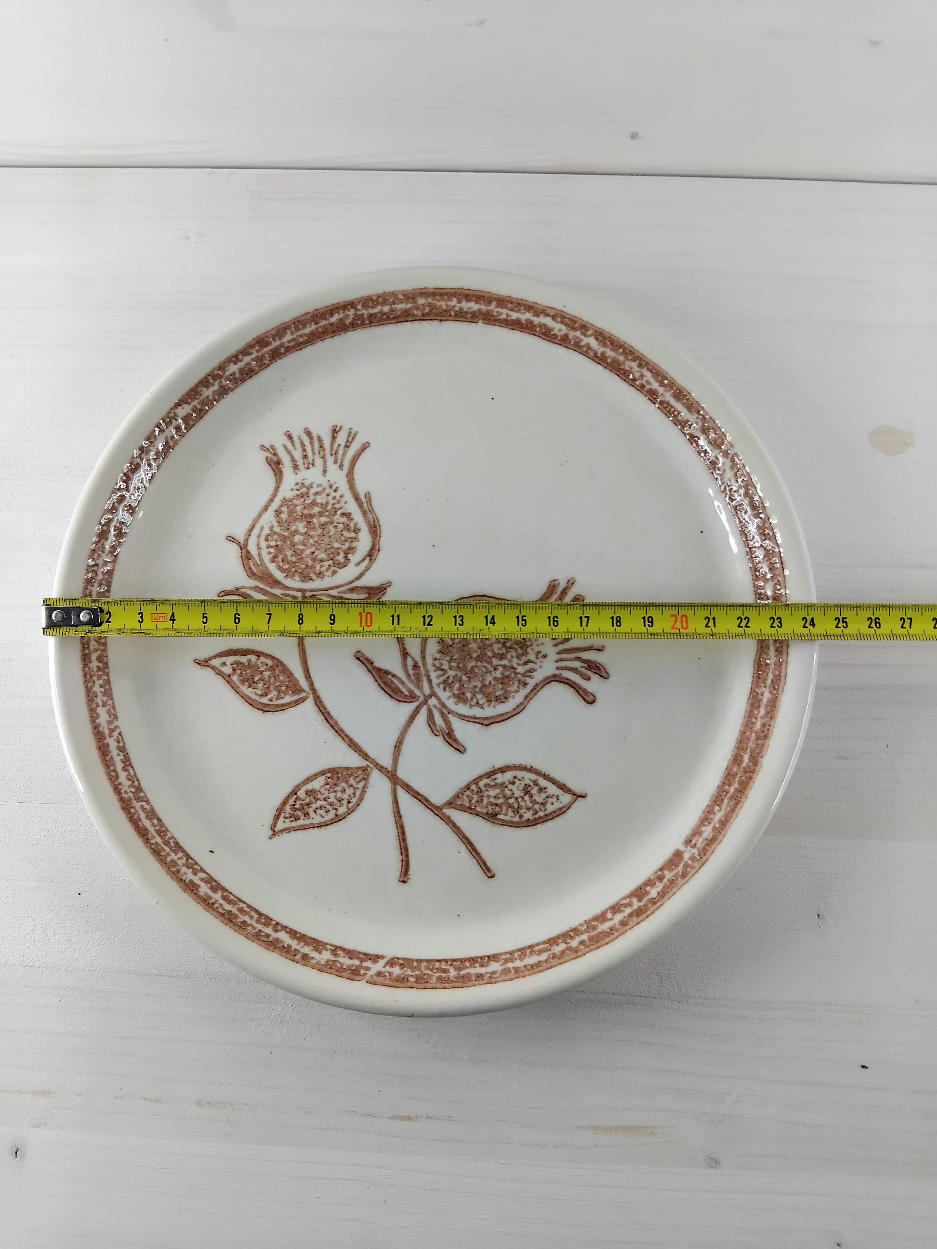 Assiette décor chardons