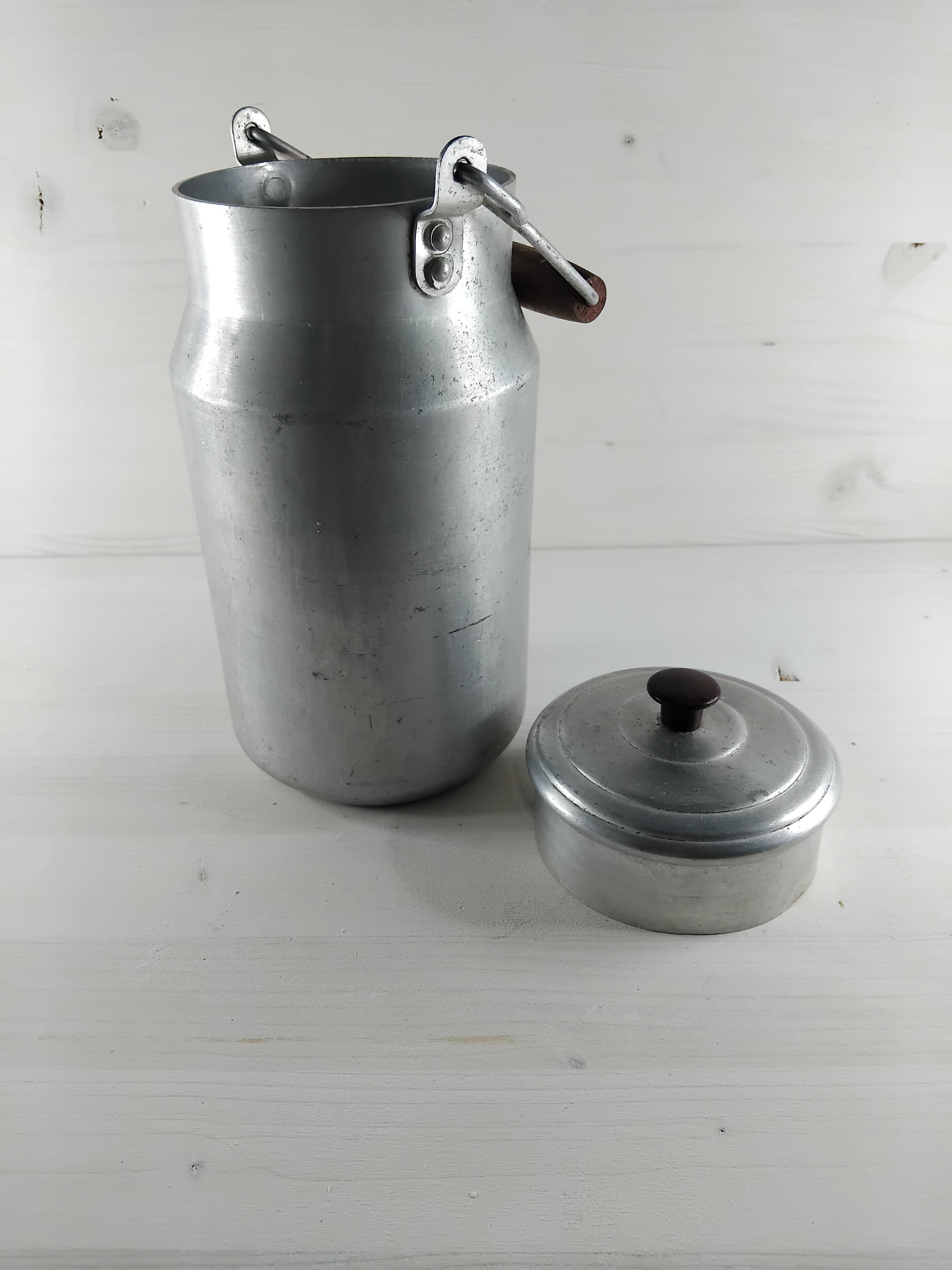 ancien pot à lait