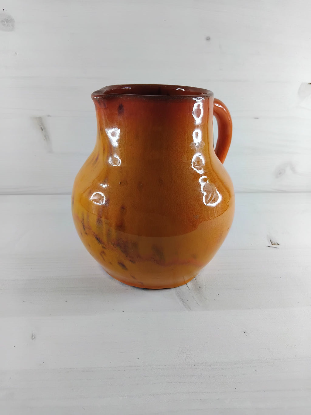 Pichet en céramique orange