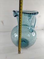 Grand pichet en verre bullé bleu