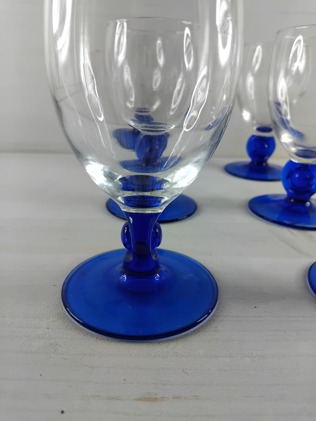 Suite de 6 verres à pied bleus Luminarc
