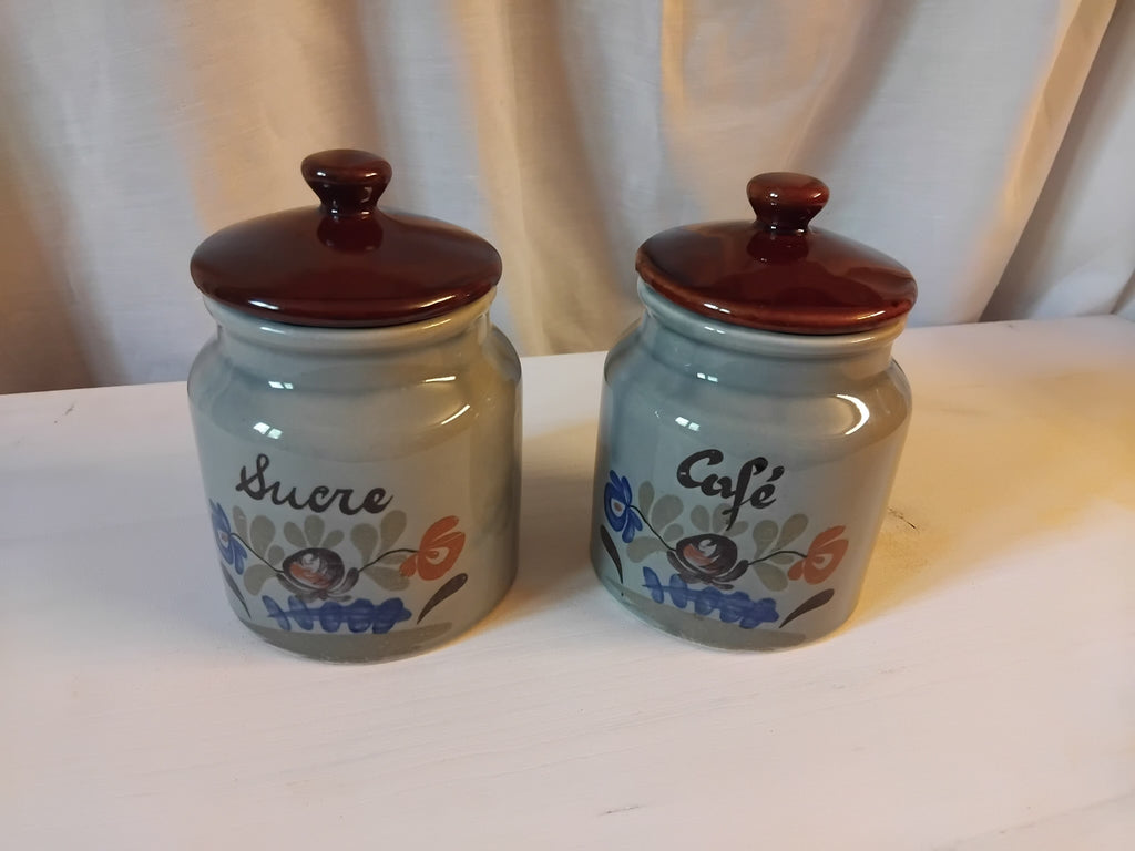Pot à café et pot à sucre en céramique — Décor peint